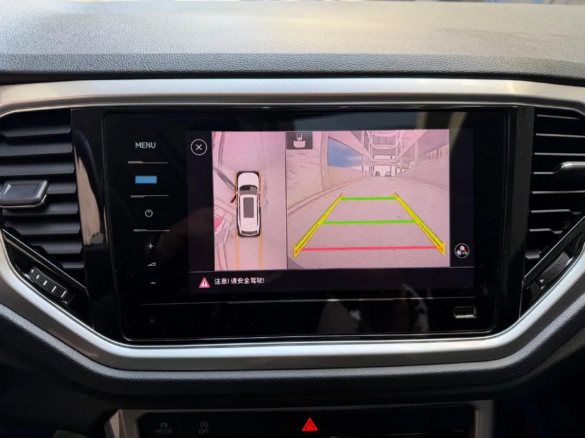 2022 Volkswagen T-Roc 1.4T 150HP L4 7DCT,autocango,china used car exporter,china ev exporter,chinese used car exporter,chinese used ev exporter