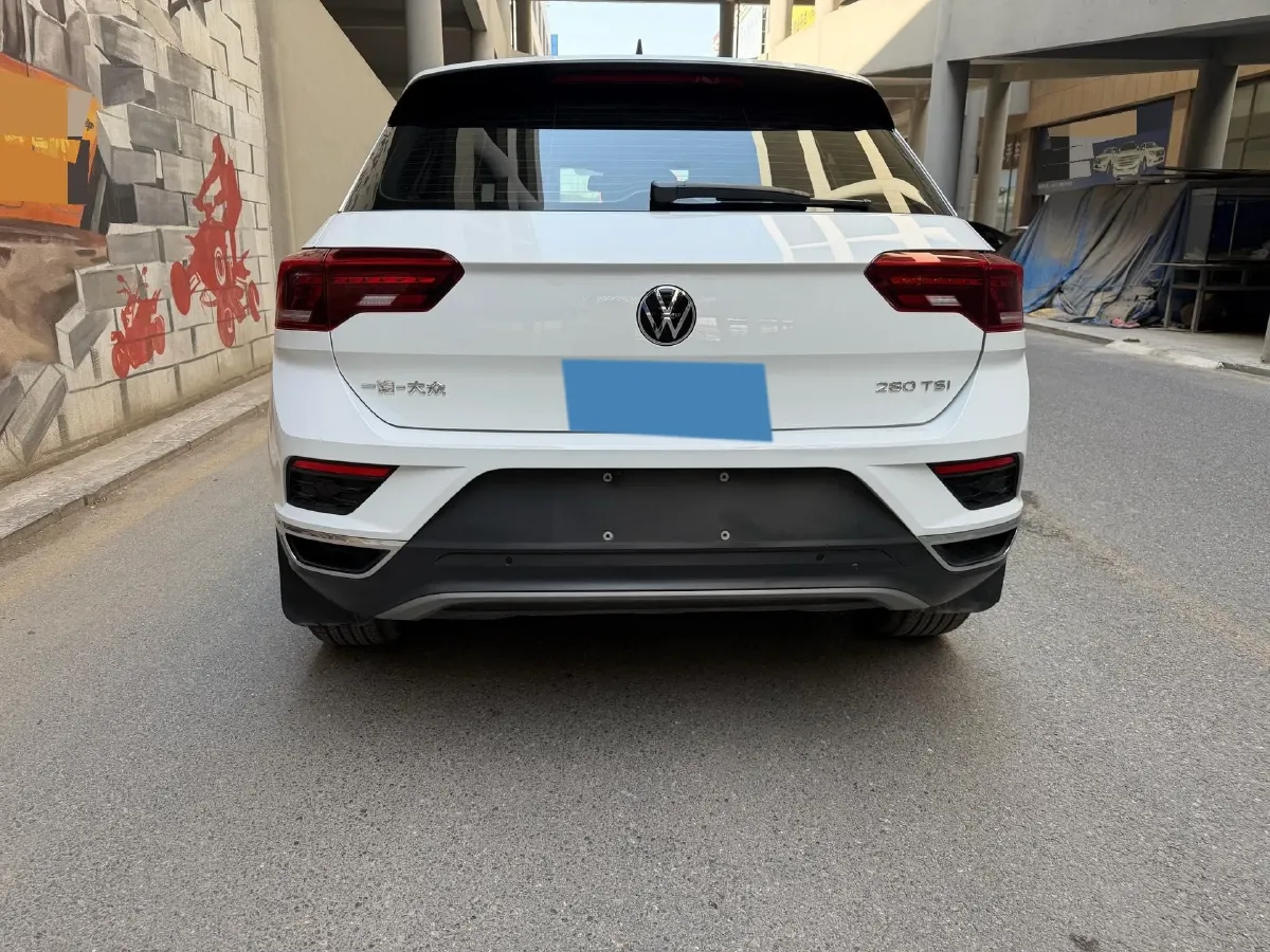 2022 Volkswagen T-Roc 1.4T 150HP L4 7DCT,autocango,china used car exporter,china ev exporter,chinese used car exporter,chinese used ev exporter