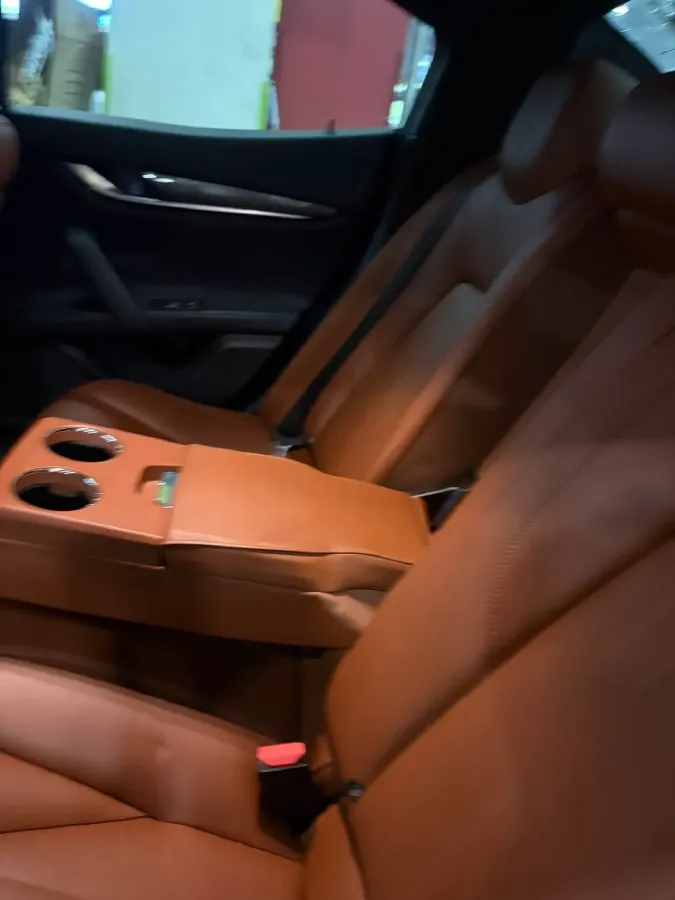 2018 Maserati Ghibli 3.0T 350HP V6 8AT,autocango,china used car exporter,china ev exporter,chinese used car exporter,chinese used ev exporter