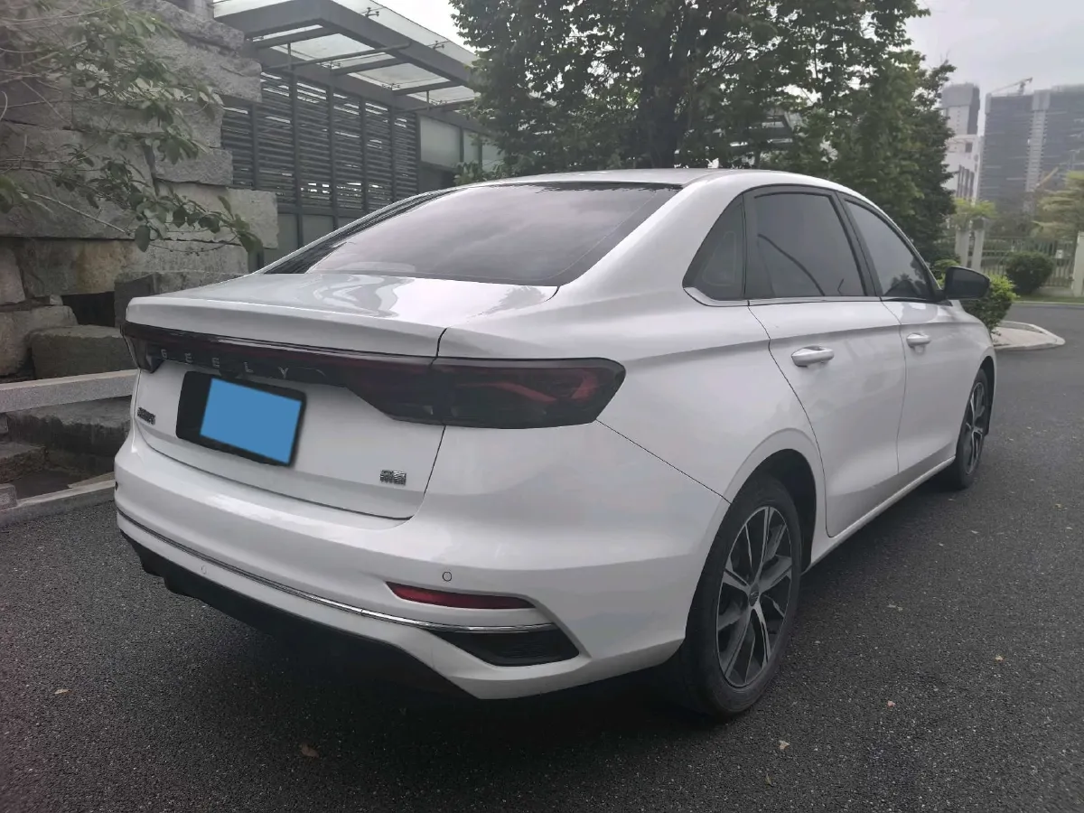2022 Geely Emgrand 1.5L 114HP L4 CVT,autocango,china used car exporter,china ev exporter,chinese used car exporter,chinese used ev exporter