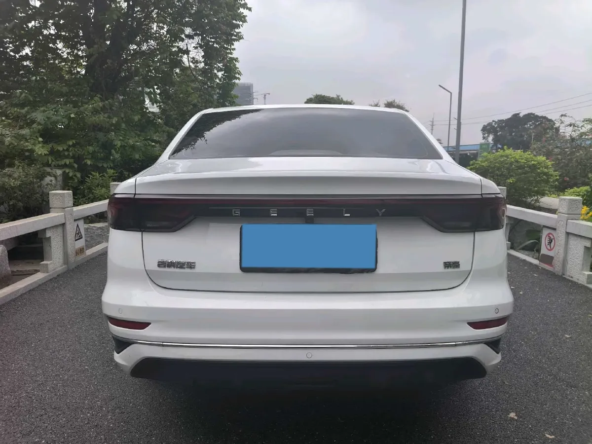 2022 Geely Emgrand 1.5L 114HP L4 CVT,autocango,china used car exporter,china ev exporter,chinese used car exporter,chinese used ev exporter