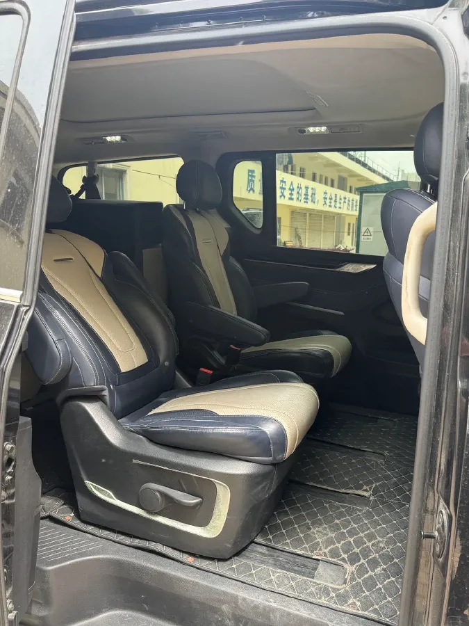 2021 MAXUS G20 2.0T 224HP L4 8AT,autocango,china used car exporter,china ev exporter,chinese used car exporter,chinese used ev exporter