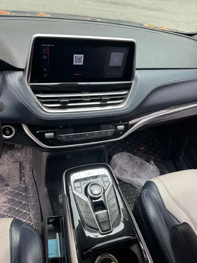 2021 MAXUS G20 2.0T 224HP L4 8AT,autocango,china used car exporter,china ev exporter,chinese used car exporter,chinese used ev exporter