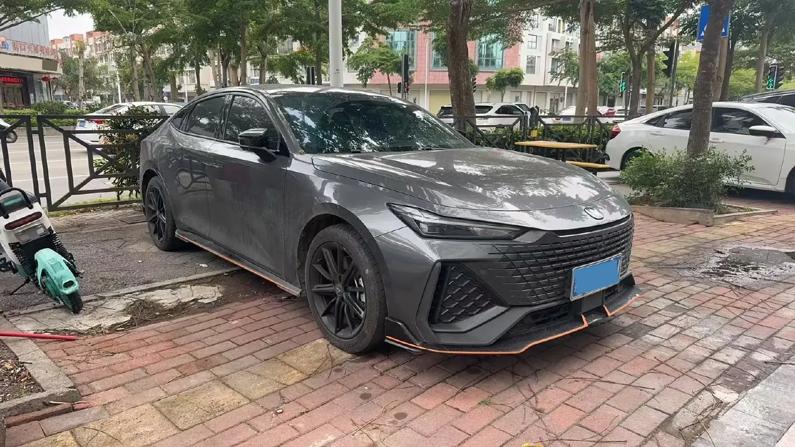 2022 ChangAn UNI-V 2.0T 233HP L4 8AT,autocango,china used car exporter,china ev exporter,chinese used car exporter,chinese used ev exporter