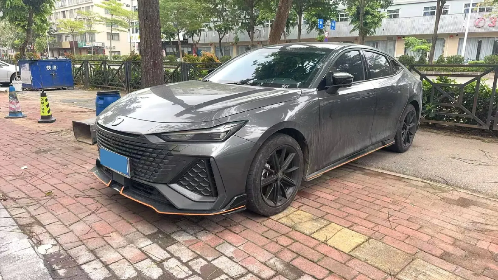 2022 ChangAn UNI-V 2.0T 233HP L4 8AT,autocango,china used car exporter,china ev exporter,chinese used car exporter,chinese used ev exporter