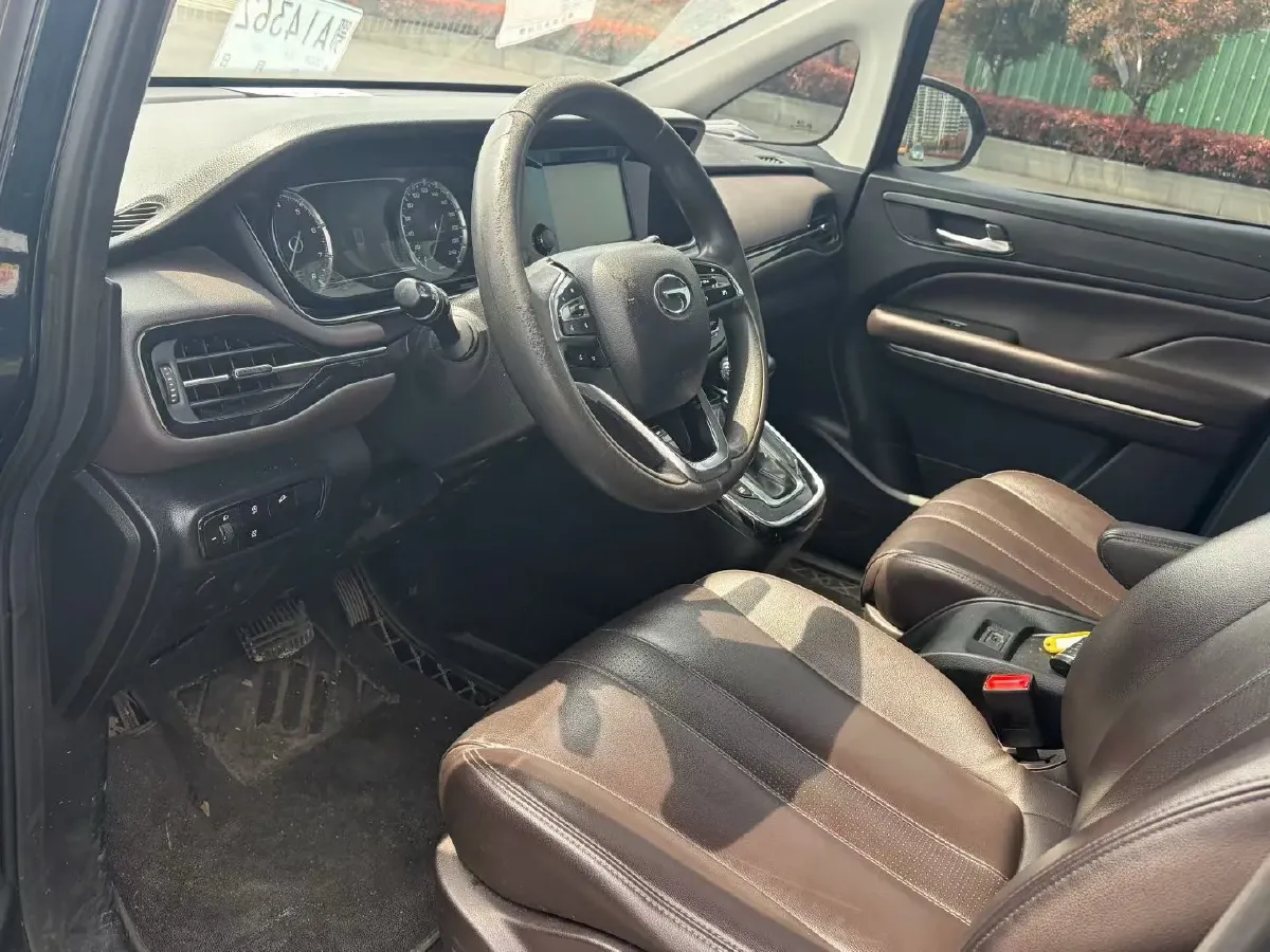 2021 GAC Trumpchi M6 1.5T 169HP L4 7DCT,autocango,china used car exporter,china ev exporter,chinese used car exporter,chinese used ev exporter