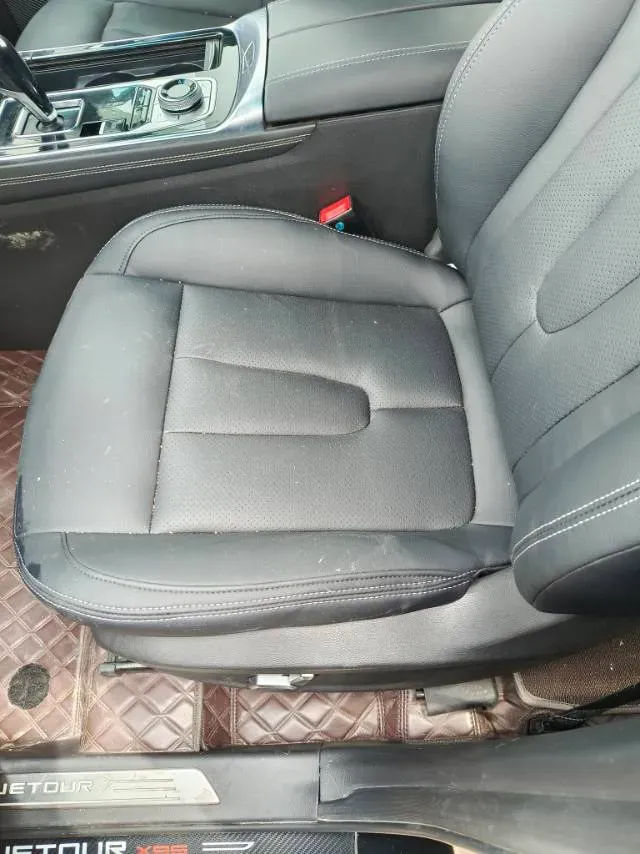 2020 Jetour X95 1.6T 197HP L4 7DCT,autocango,china used car exporter,china ev exporter,chinese used car exporter,chinese used ev exporter