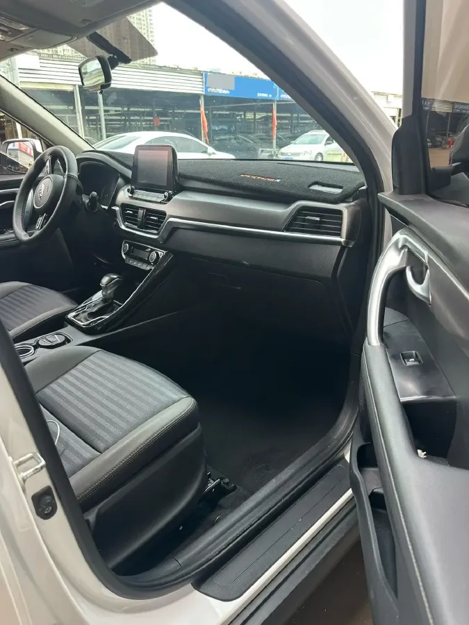 2018 Kia Sportage R 2.0L 160HP L4 6AT,autocango,china used car exporter,china ev exporter,chinese used car exporter,chinese used ev exporter