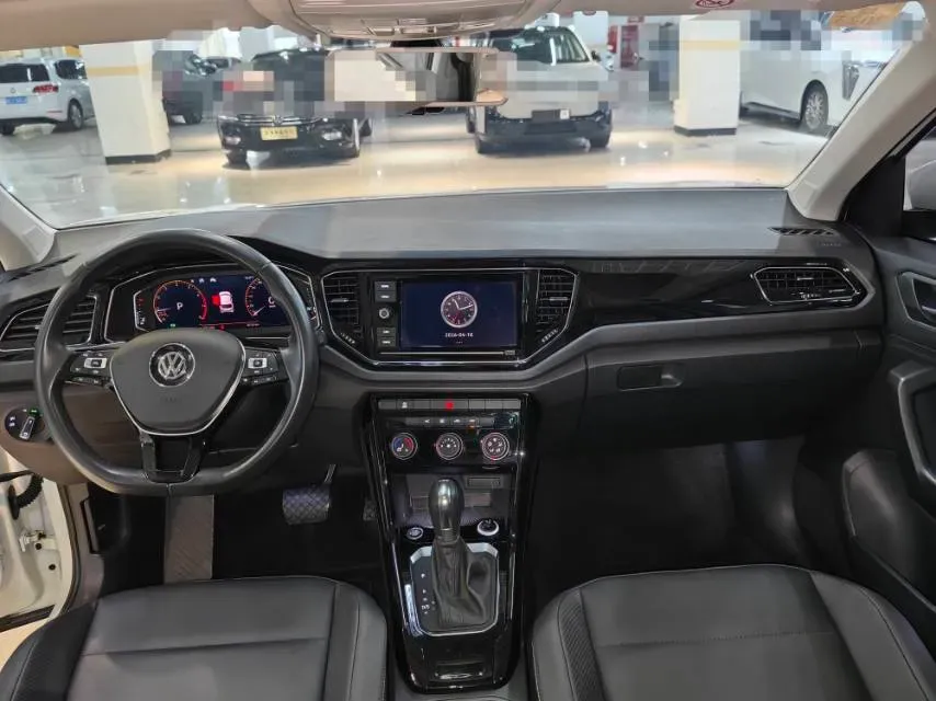 2020 Volkswagen T-Roc 1.4T 150HP L4 7DCT,autocango,china used car exporter,china ev exporter,chinese used car exporter,chinese used ev exporter