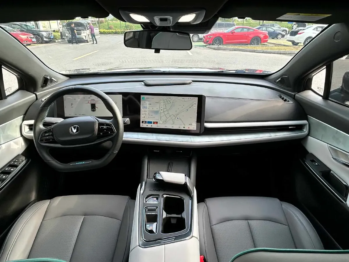 2023 ChangAn UNI-T 1.5T 188HP L4 7DCT,autocango,china used car exporter,china ev exporter,chinese used car exporter,chinese used ev exporter