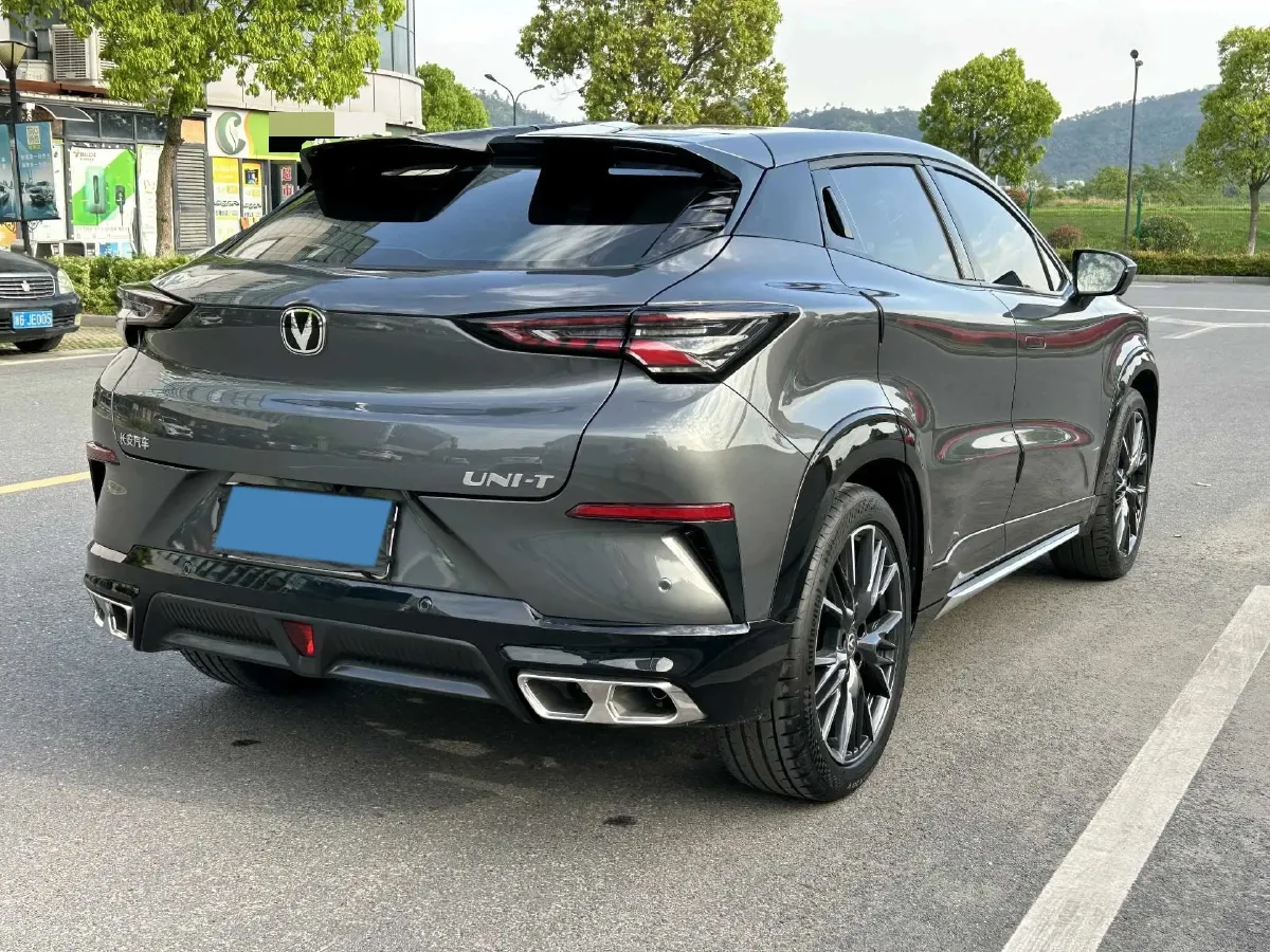 2023 ChangAn UNI-T 1.5T 188HP L4 7DCT,autocango,china used car exporter,china ev exporter,chinese used car exporter,chinese used ev exporter