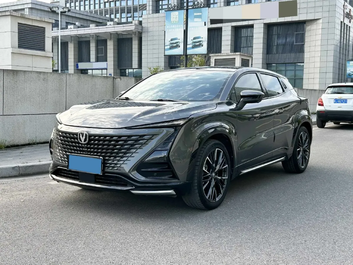 2023 ChangAn UNI-T 1.5T 188HP L4 7DCT,autocango,china used car exporter,china ev exporter,chinese used car exporter,chinese used ev exporter