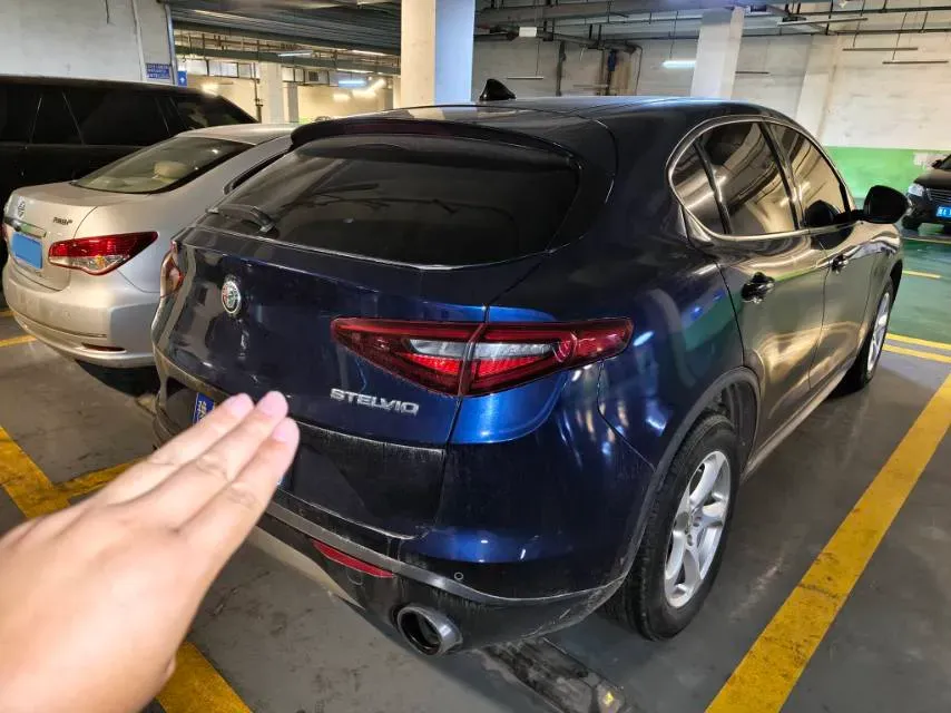 2017 Toyota Highlander 2.0T 220HP L4 6AT,autocango,china used car exporter,china ev exporter,chinese used car exporter,chinese used ev exporter