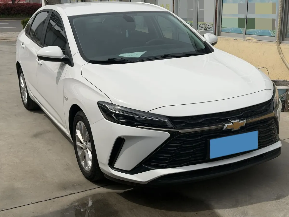 2023 Chevrolet Monza 1.5L 113HP L4 6DCT,autocango,china used car exporter,china ev exporter,chinese used car exporter,chinese used ev exporter