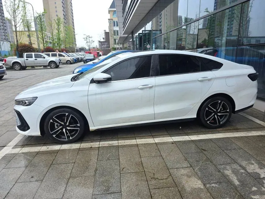 2022 Geely Binray 1.5T 181HP L4 7DCT,autocango,china used car exporter,china ev exporter,chinese used car exporter,chinese used ev exporter