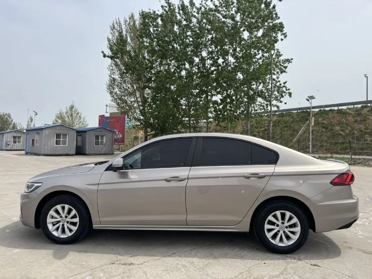 2019 Bestune T77 1.2T 143HP L4 7DCT,autocango,china used car exporter,china ev exporter,chinese used car exporter,chinese used ev exporter