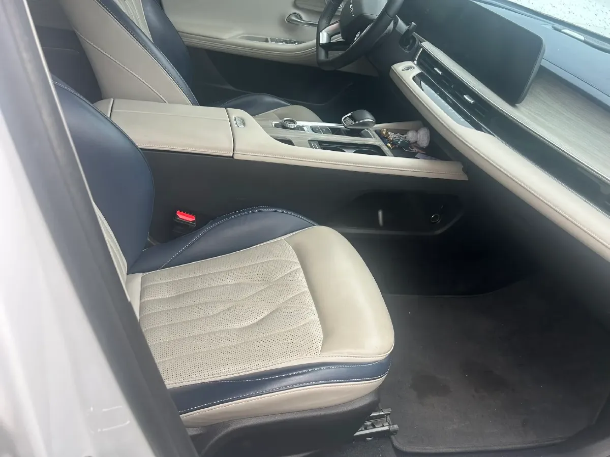 2022 Chery Arrizo 8 1.6T 197HP L4 7DCT,autocango,china used car exporter,china ev exporter,chinese used car exporter,chinese used ev exporter