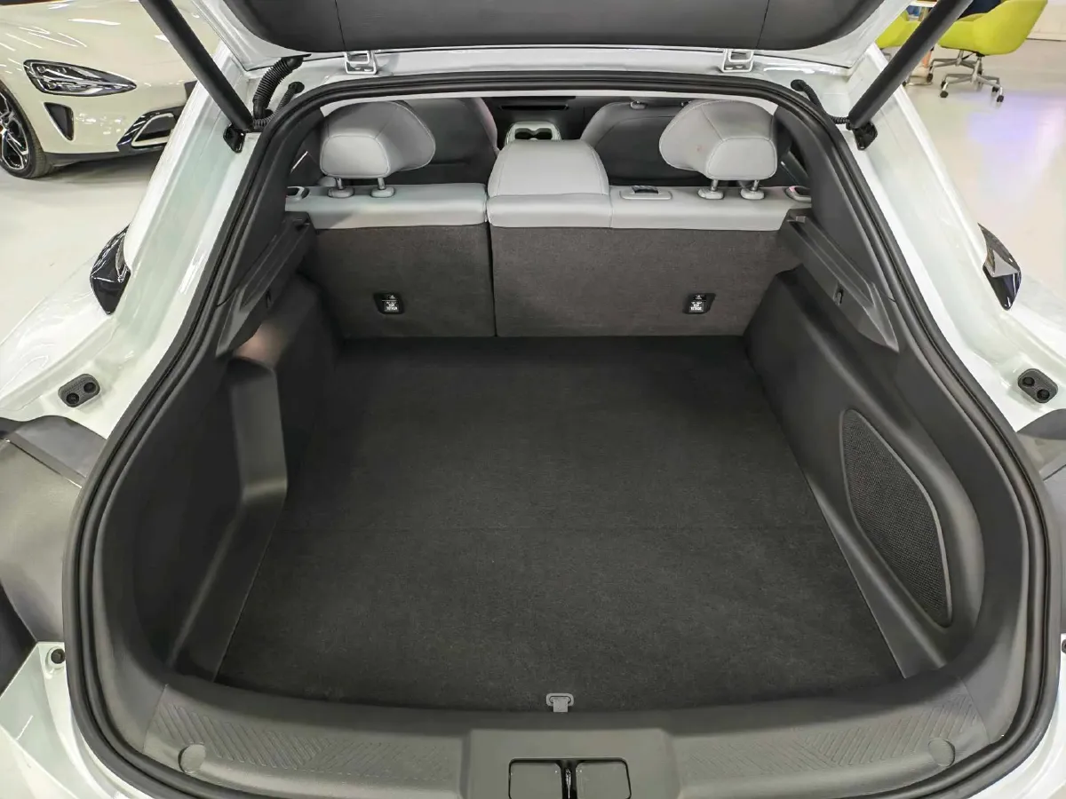 2025 Xpeng MONA M03 BEV,autocango,china used car exporter,china ev exporter,chinese used car exporter,chinese used ev exporter