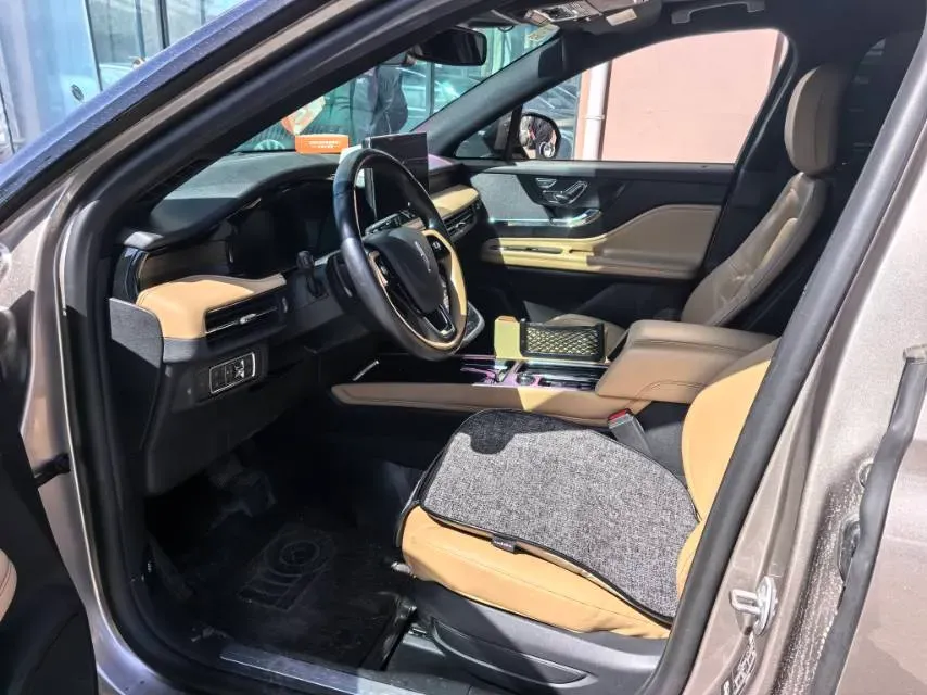 2022 Lincoln Corsair 2.0T 245HP L4 8AT,autocango,china used car exporter,china ev exporter,chinese used car exporter,chinese used ev exporter