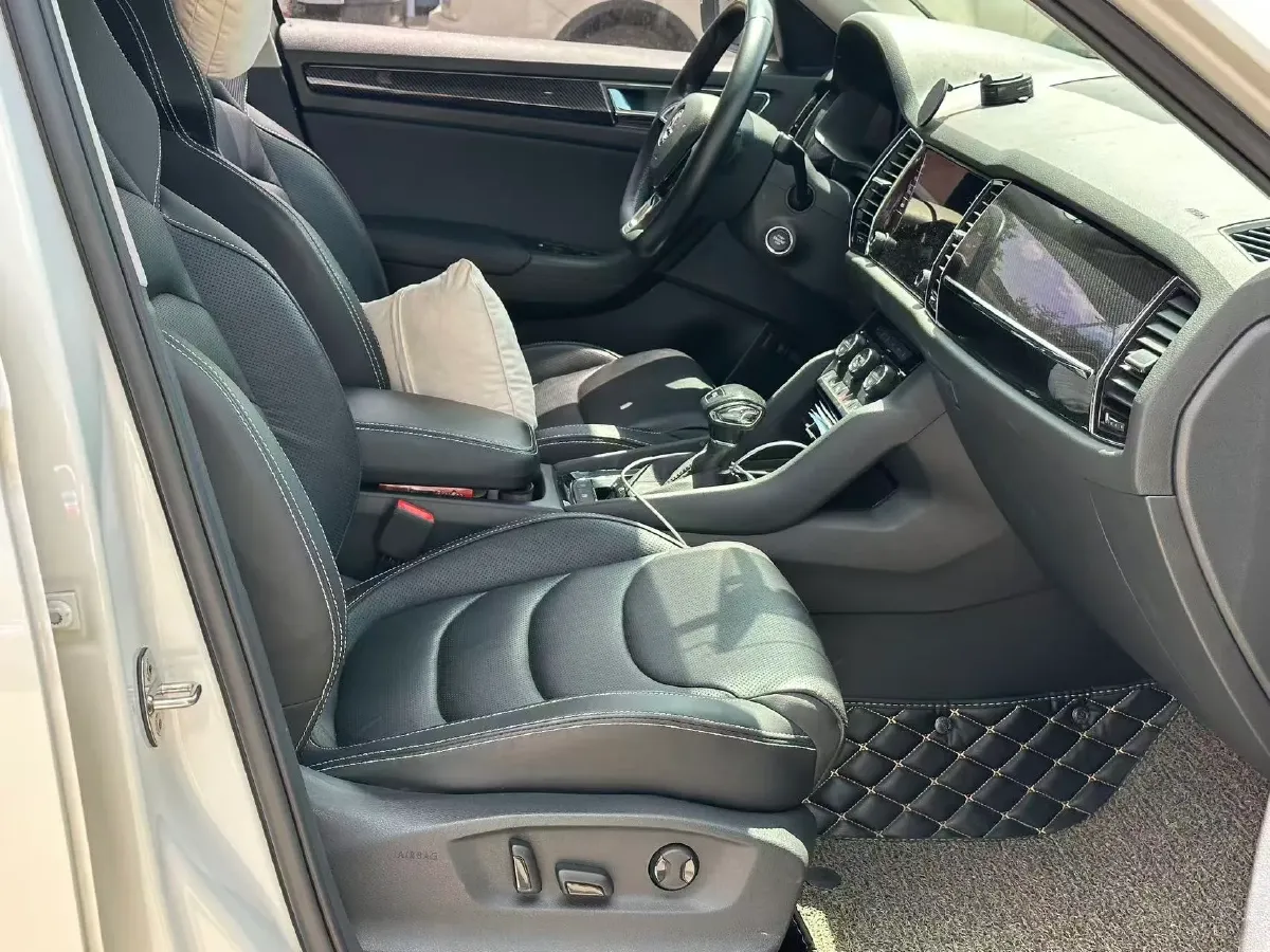 2019 Skoda Kodiak GT 2.0T 220HP L4 7DCT,autocango,china used car exporter,china ev exporter,chinese used car exporter,chinese used ev exporter