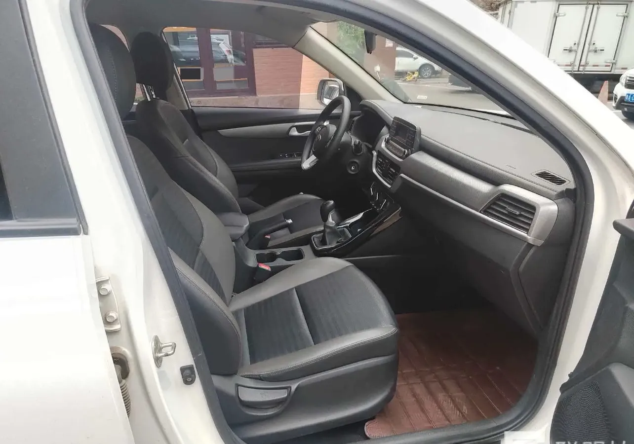 2018 Kia Sportage R 2.0L 160HP L4 6MT,autocango,china used car exporter,china ev exporter,chinese used car exporter,chinese used ev exporter