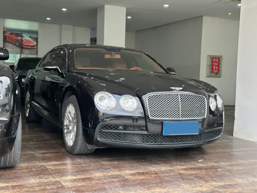 2017 Bentley Flying Spur 4.0T 528HP V8 8AT,autocango,china used car exporter,china ev exporter,chinese used car exporter,chinese used ev exporter