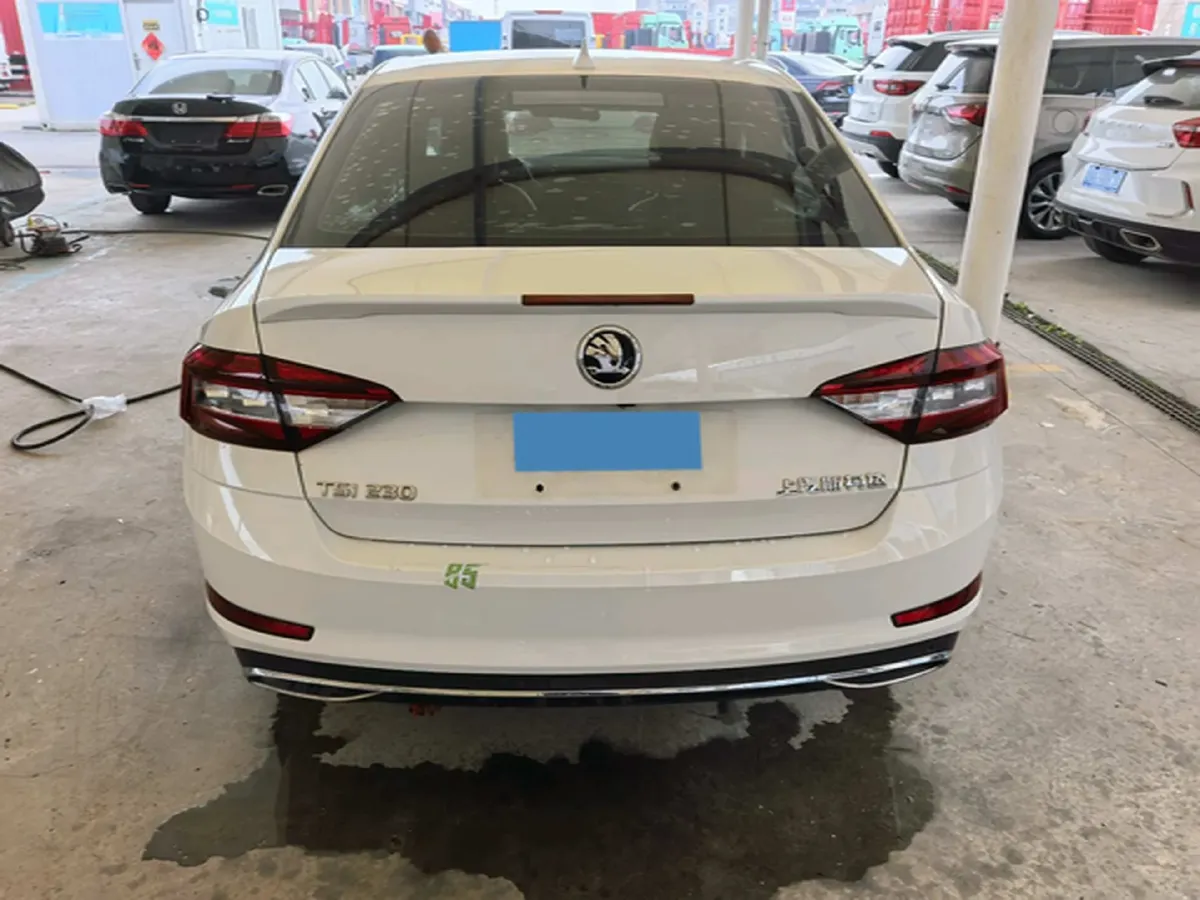 2018 Skoda Octavia 1.2T 116HP L4 7DCT,autocango,china used car exporter,china ev exporter,chinese used car exporter,chinese used ev exporter