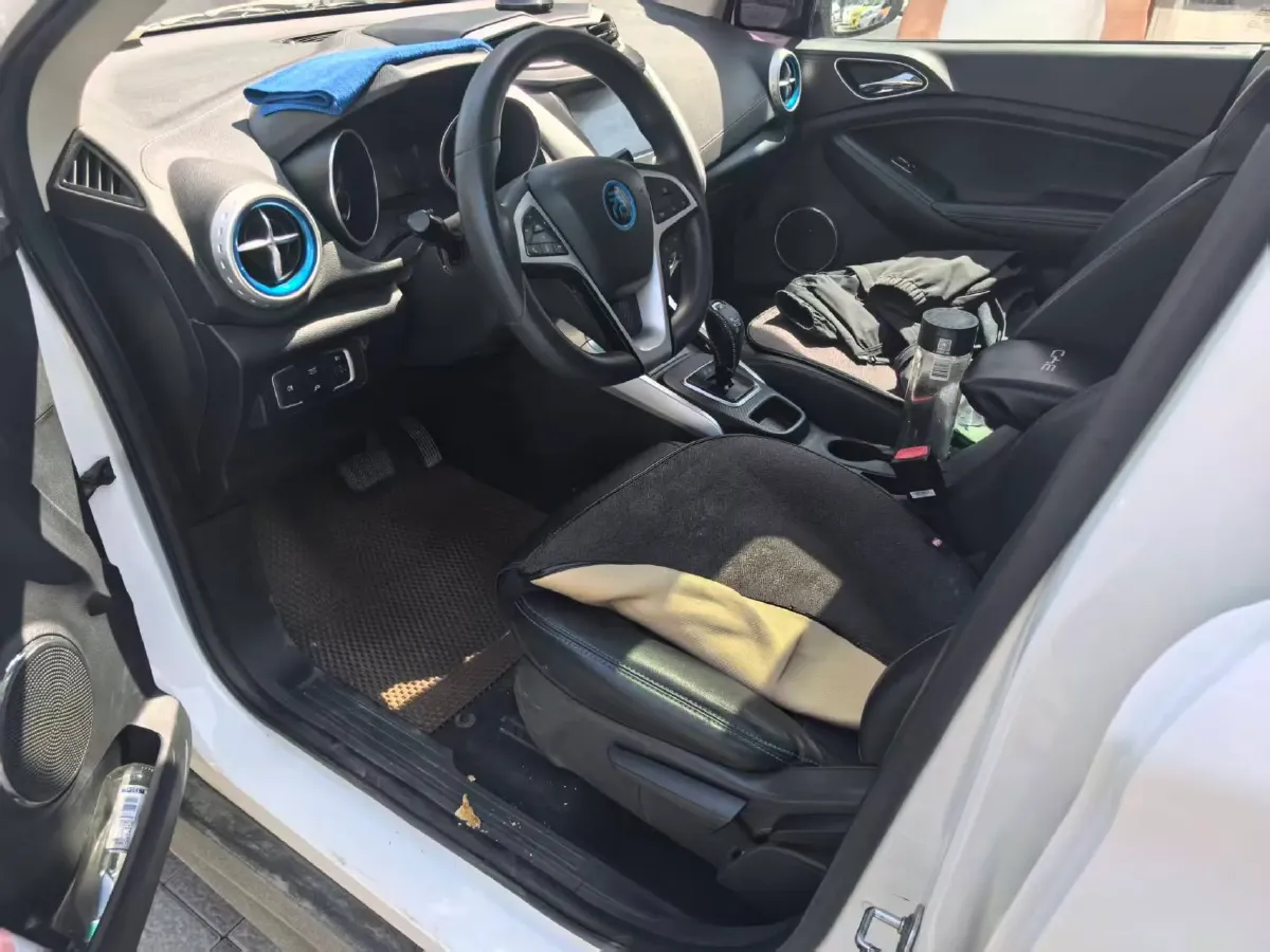 2018 BYD Yuan BEV 42KWH,autocango,china used car exporter,china ev exporter,chinese used car exporter,chinese used ev exporter