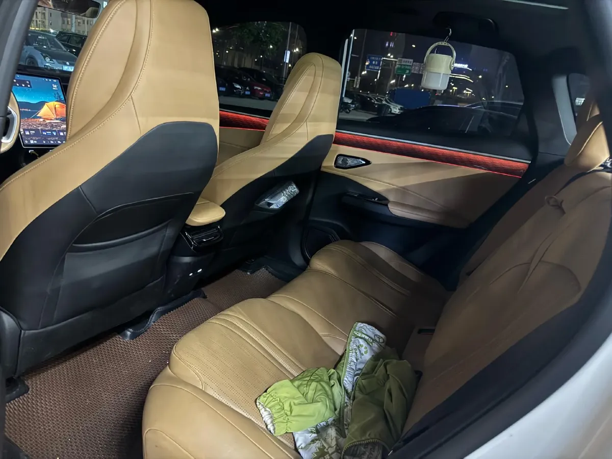 2024 Geely Galaxy L7 1.5T 163HP L4 3DHT PHEV 18.7KWH,autocango,china used car exporter,china ev exporter,chinese used car exporter,chinese used ev exporter