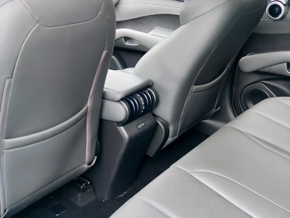 2025 BYD Yuan Plus BEV 60.48KWH,autocango,china used car exporter,china ev exporter,chinese used car exporter,chinese used ev exporter