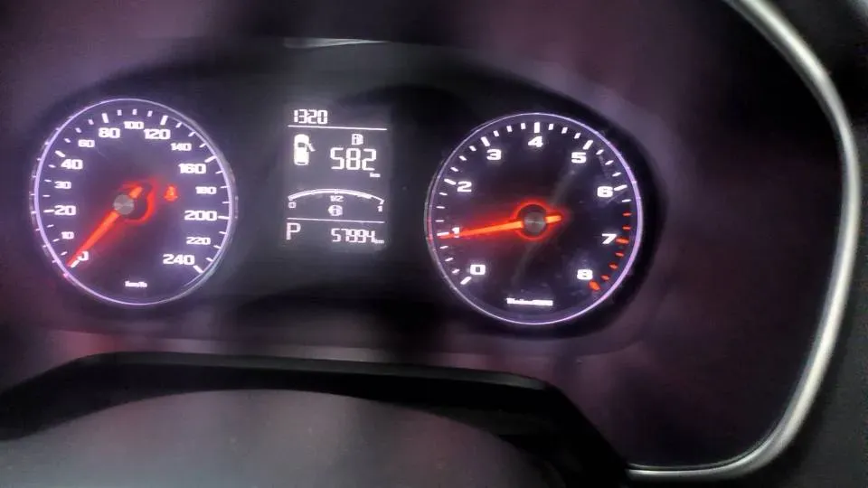 2020 Roewe i6 1.5T 169HP L4 7DCT,autocango,china used car exporter,china ev exporter,chinese used car exporter,chinese used ev exporter