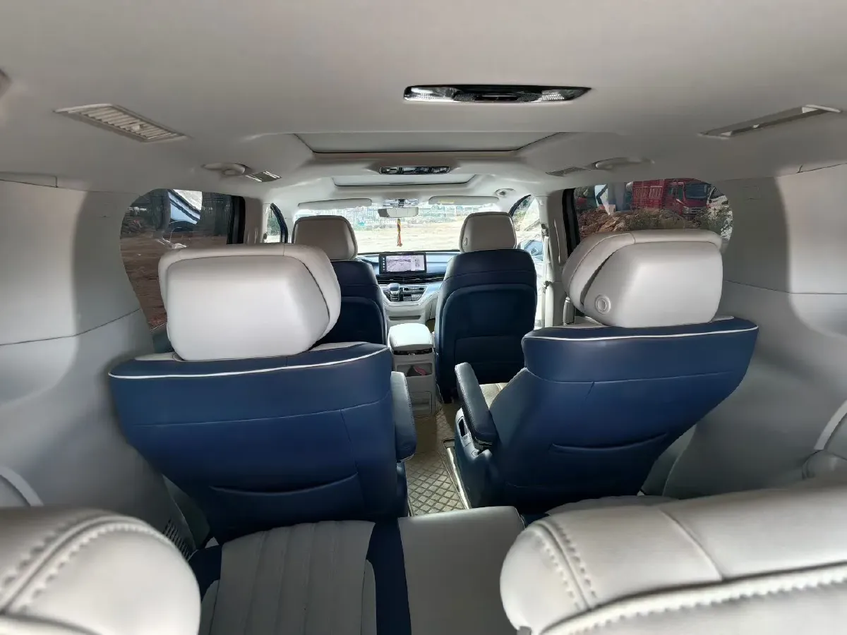 2021 Roewe iMAX8 2.0T 234HP L4 8AT,autocango,china used car exporter,china ev exporter,chinese used car exporter,chinese used ev exporter