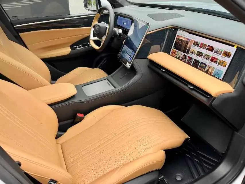 2024 Geely Galaxy L7 1.5T 163HP L4 3DHT PHEV 18.7KWH,autocango,china used car exporter,china ev exporter,chinese used car exporter,chinese used ev exporter