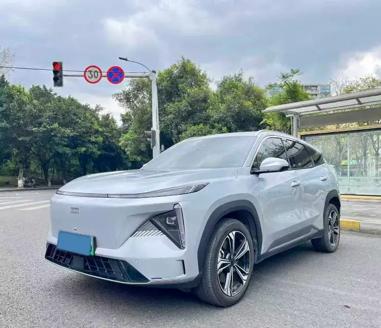 2024 Geely Galaxy L7 1.5T 163HP L4 3DHT PHEV 18.7KWH,autocango,china used car exporter,china ev exporter,chinese used car exporter,chinese used ev exporter