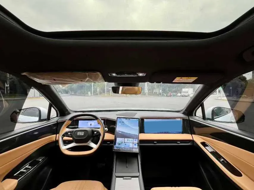 2024 Geely Galaxy L7 1.5T 163HP L4 3DHT PHEV 18.7KWH,autocango,china used car exporter,china ev exporter,chinese used car exporter,chinese used ev exporter