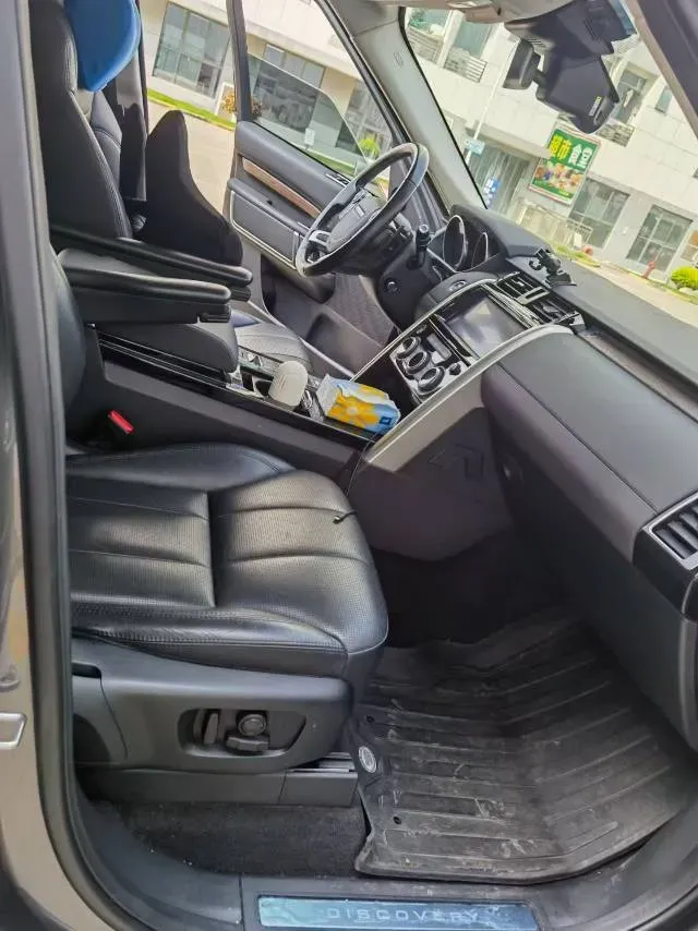 2017 Land Rover Discovery 3.0T 340HP V6 8AT,autocango,china used car exporter,china ev exporter,chinese used car exporter,chinese used ev exporter