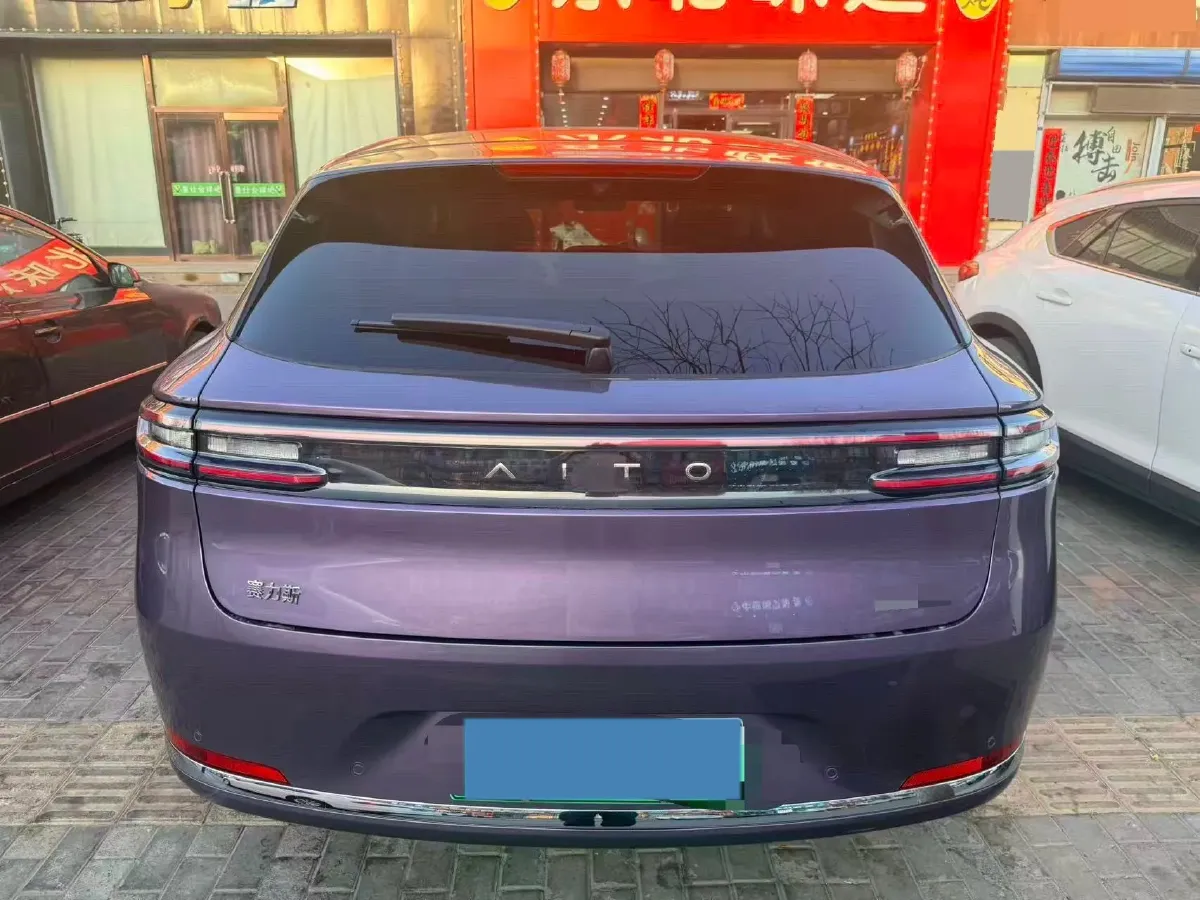 2025 AITO AITO M5 1.5T 152HP L4 REEV 42KWH,autocango,china used car exporter,china ev exporter,chinese used car exporter,chinese used ev exporter