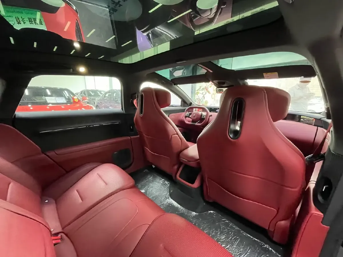 2025 Avatr 12 BEV,autocango,china used car exporter,china ev exporter,chinese used car exporter,chinese used ev exporter