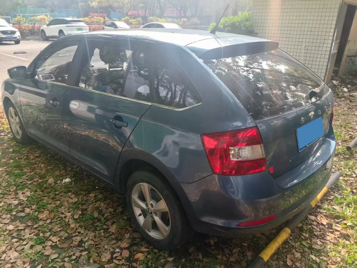2019 Skoda Rapid Spaceback 1.5L 110HP L4 6AT,autocango,china used car exporter,china ev exporter,chinese used car exporter,chinese used ev exporter