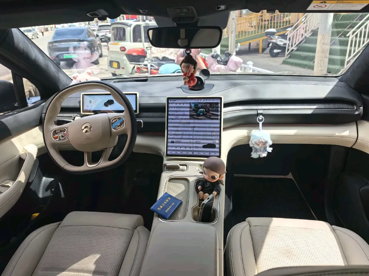 2024 NIO ES6 BEV 75KWH,autocango,china used car exporter,china ev exporter,chinese used car exporter,chinese used ev exporter