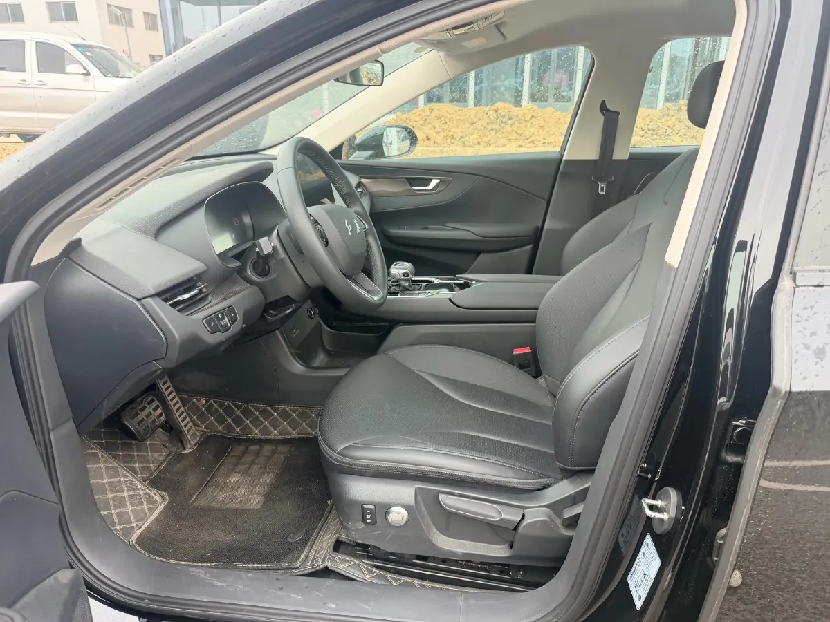 2023 HongQi E-QM5 BEV 54KWH,autocango,china used car exporter,china ev exporter,chinese used car exporter,chinese used ev exporter