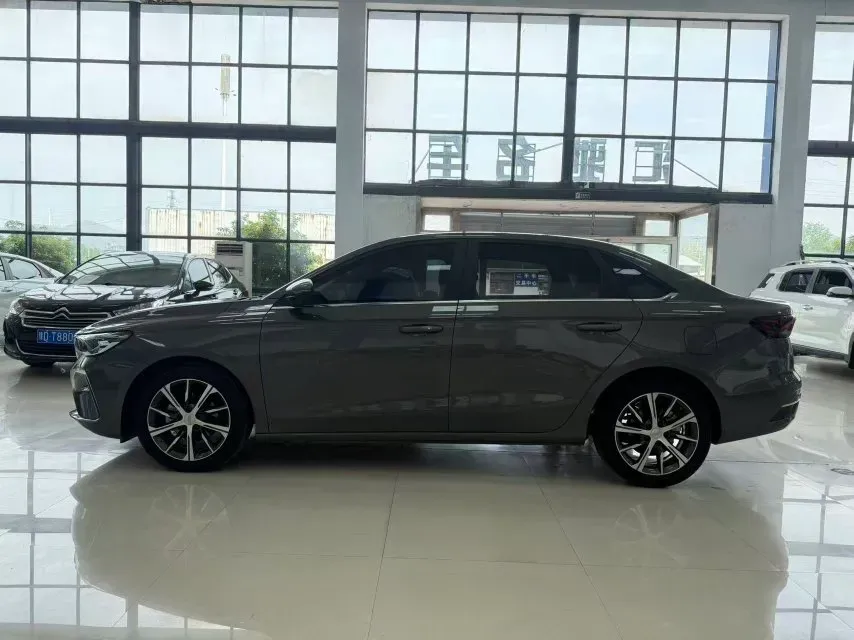 2023 Geely Emgrand 1.5L 127HP L4 CVT,autocango,china used car exporter,china ev exporter,chinese used car exporter,chinese used ev exporter