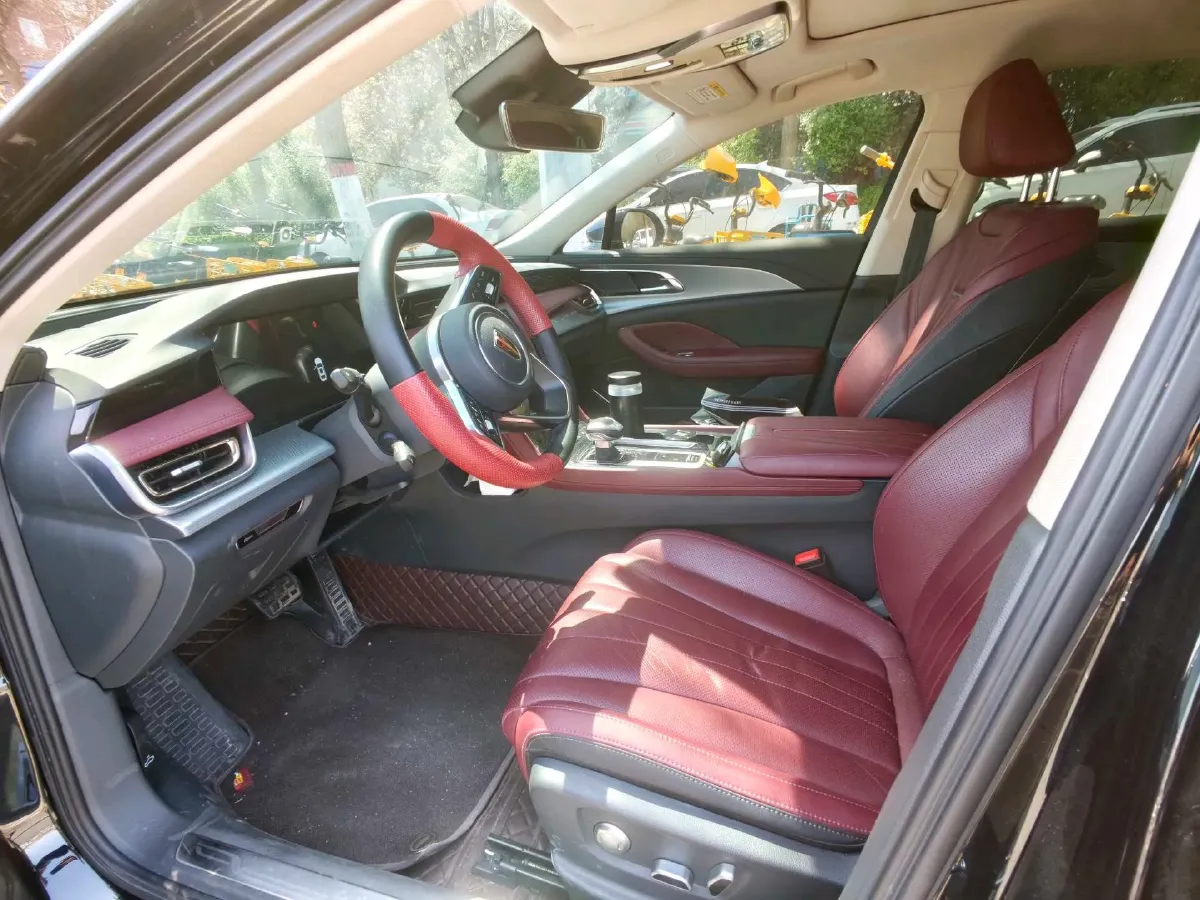 2023 HongQi H5 2.0T 224HP L4 8AT,autocango,china used car exporter,china ev exporter,chinese used car exporter,chinese used ev exporter