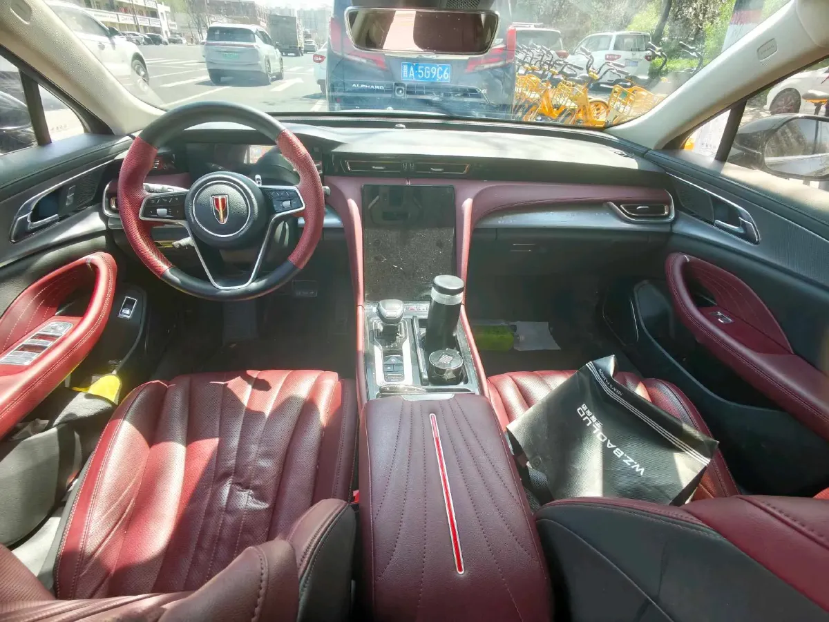 2023 HongQi H5 2.0T 224HP L4 8AT,autocango,china used car exporter,china ev exporter,chinese used car exporter,chinese used ev exporter