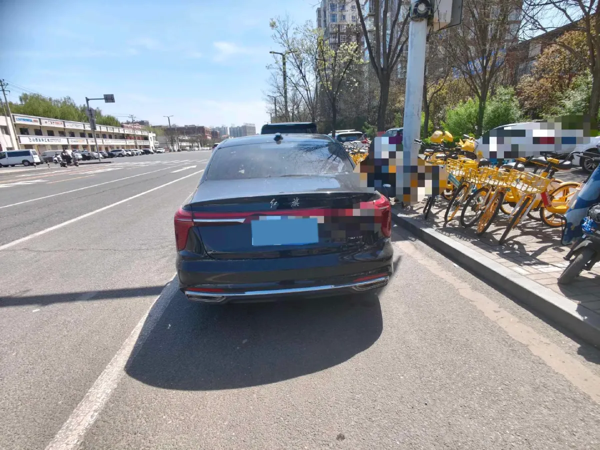 2023 HongQi H5 2.0T 224HP L4 8AT,autocango,china used car exporter,china ev exporter,chinese used car exporter,chinese used ev exporter