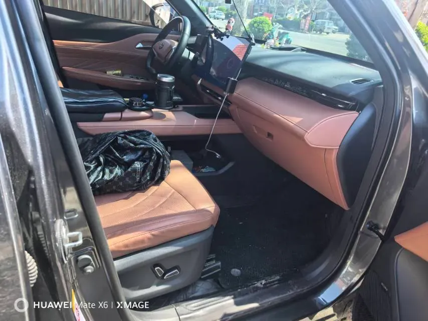 2024 ChangAn UNI-Z 1.5L 98HP L4 E-CVT PHEV 18.4KWH,autocango,china used car exporter,china ev exporter,chinese used car exporter,chinese used ev exporter