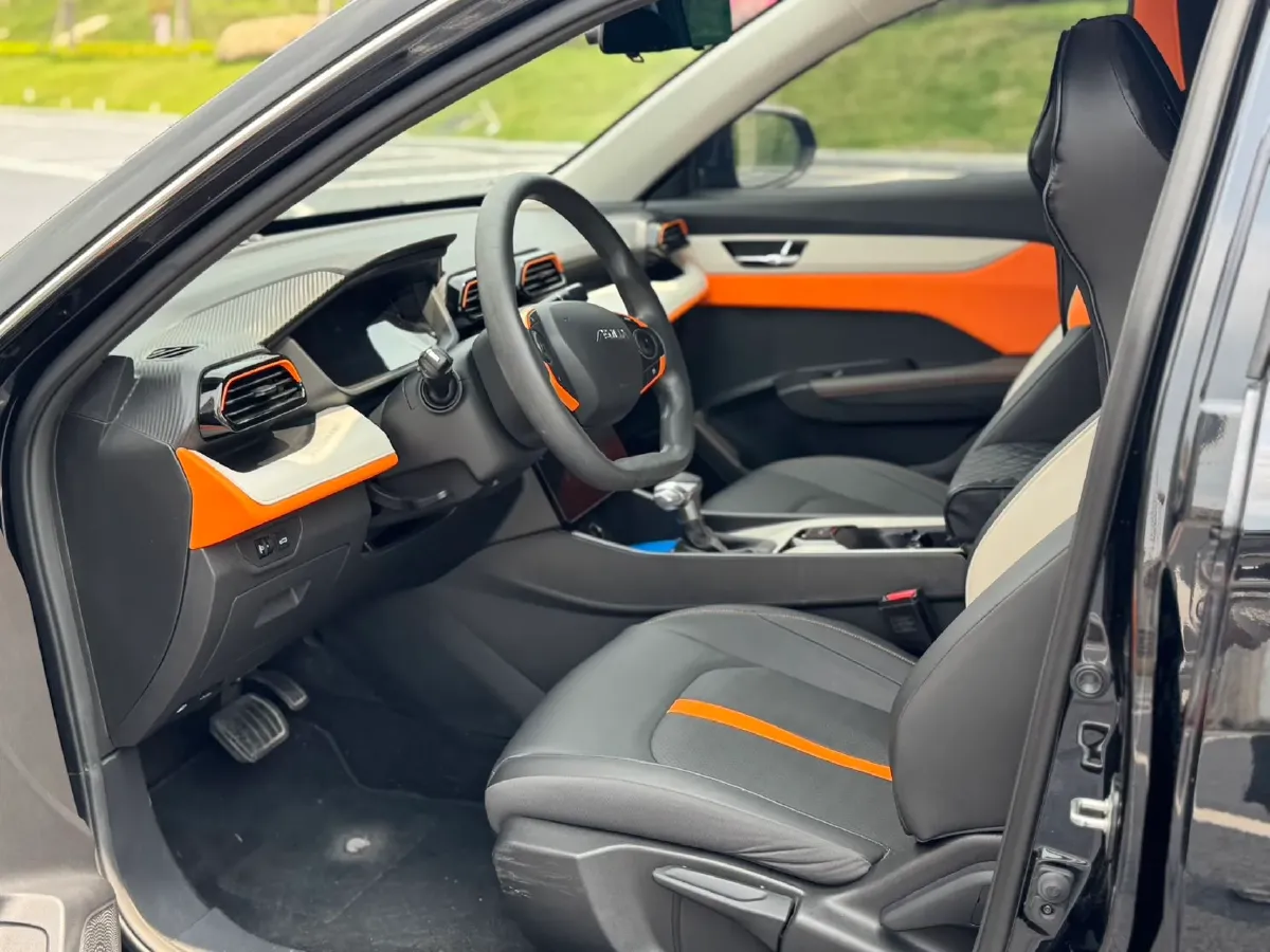 2023 DongFeng Aeolus YiXuan 1.5L 125HP L4 6DCT,autocango,china used car exporter,china ev exporter,chinese used car exporter,chinese used ev exporter