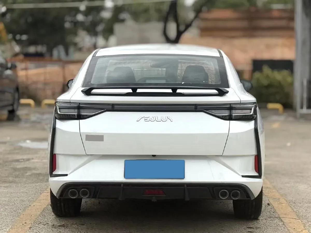 2023 DongFeng Aeolus YiXuan 1.5L 125HP L4 6DCT,autocango,china used car exporter,china ev exporter,chinese used car exporter,chinese used ev exporter