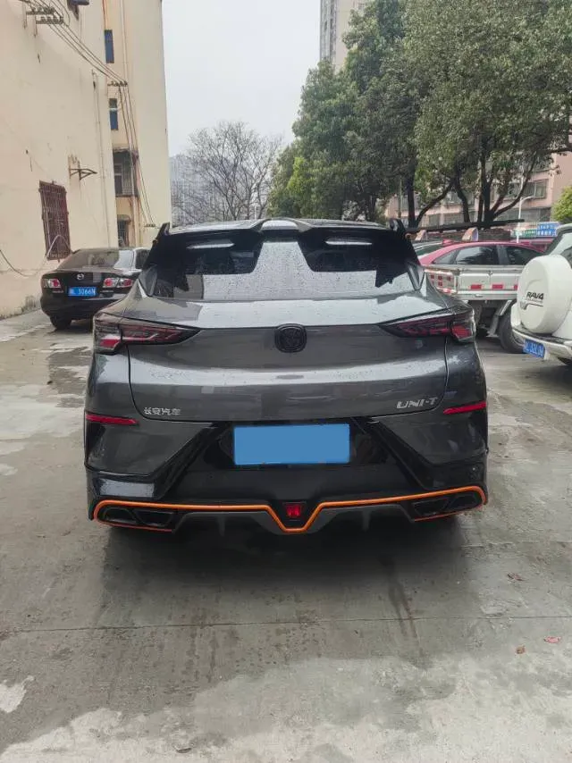 2022 ChangAn UNI-T 1.5T 188HP L4 7DCT,autocango,china used car exporter,china ev exporter,chinese used car exporter,chinese used ev exporter