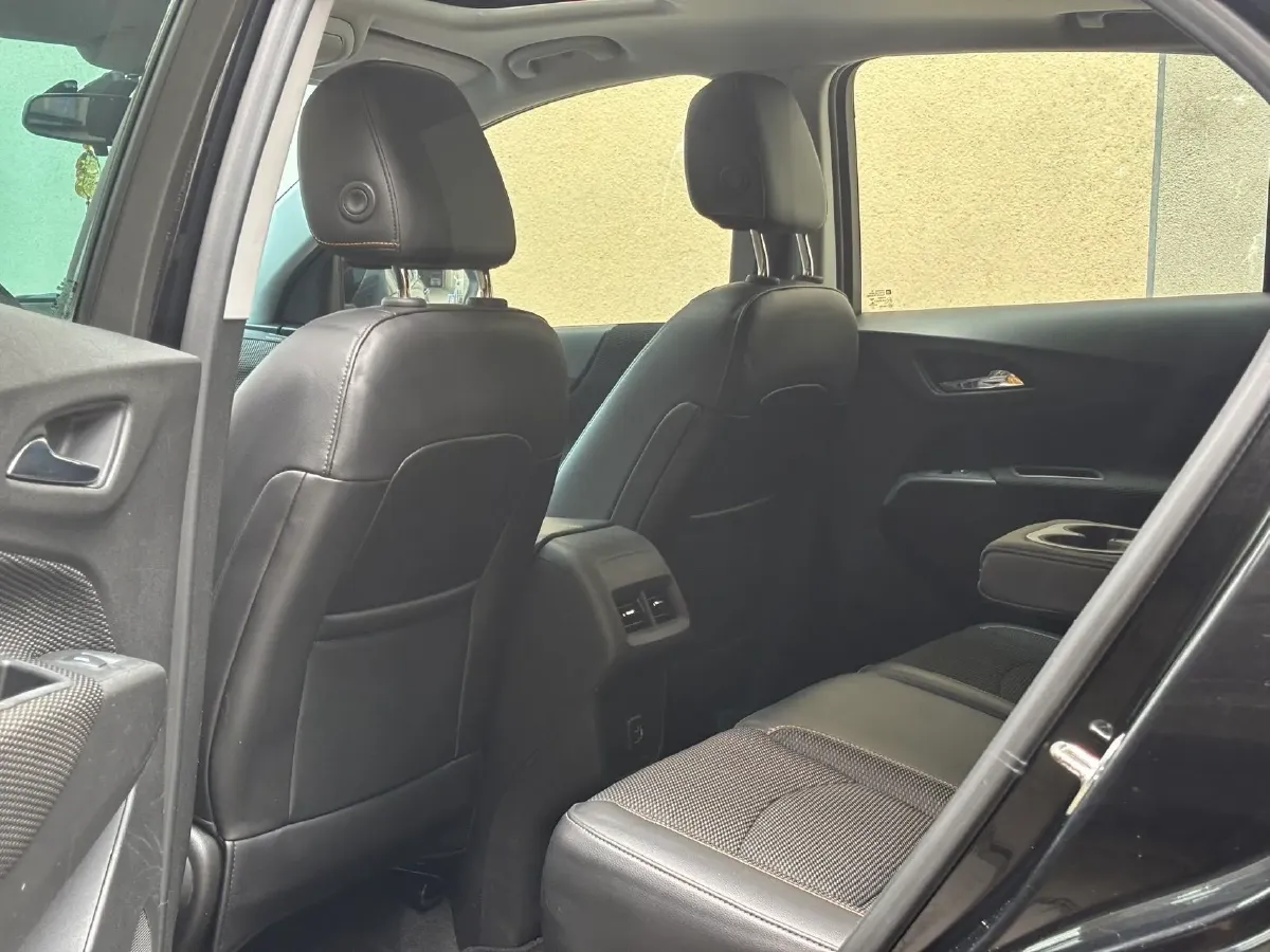 2018 Chevrolet Equinox 1.5T 180HP L4 6AT,autocango,china used car exporter,china ev exporter,chinese used car exporter,chinese used ev exporter